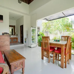 Wira & Homestay